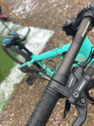 Megamo  KU4 24” con frenos hidraulicos