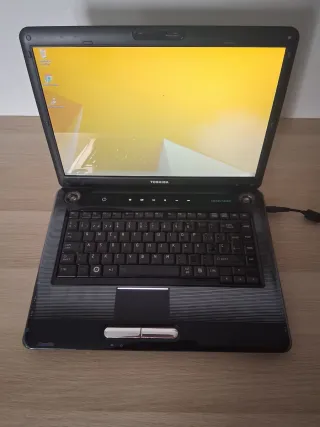 Portátil Toshiba Satellite SSD