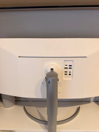 Monitor LG 35 Ultrawide Curvo USB-C