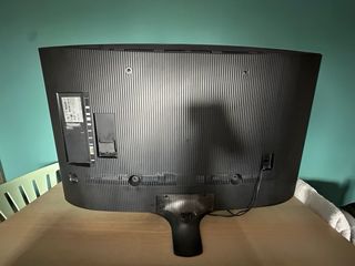 TV Samsung 49” 4K Curva UE49MU6205K (Piezas)