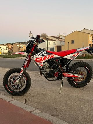 Fantic 125 XMF Supermotard Manual