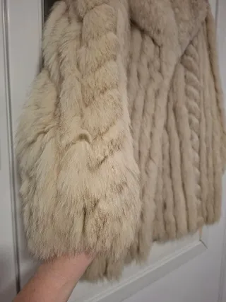 Abrigo de zorro blanco artico