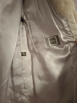 Abrigo de zorro blanco artico