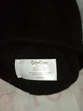 Berretto lana rasata con pon pon