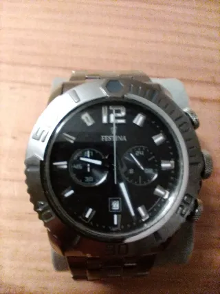 Reloj Festina Cronógrafo Negro y Plateado
