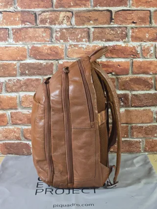 ZAINO PIQUADRO VIBE OUT IN PELLE PC 15,6” CA3772VI