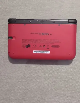 Nintendo 3DS XL Roja + Accesorios