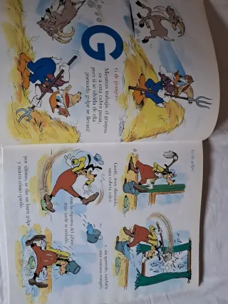 ABC Disney (Álbumes Disney) (Spanish Edition)