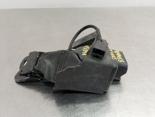 ENGANCHE CINTURON TRASERO DERECHO TOYOTA YARIS CR