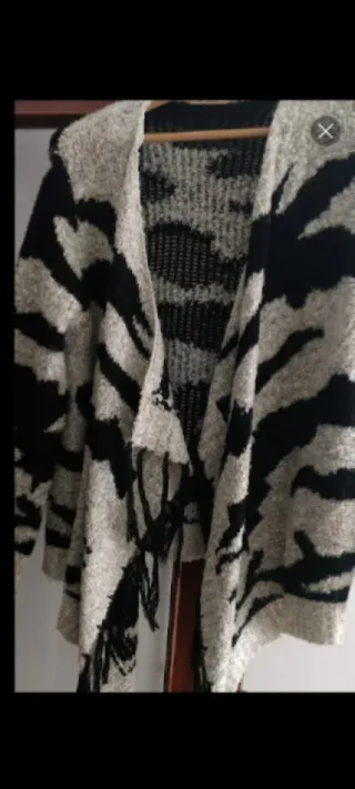 Chaqueta punto señora flecos beige/negra