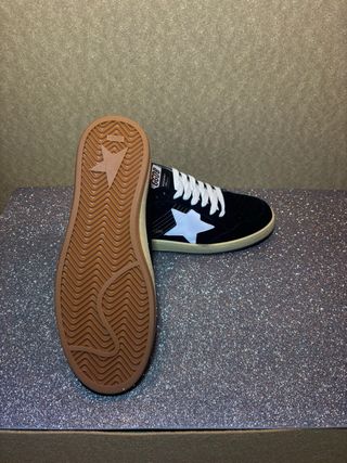 Golden Goose Sneakers nere con stella bianca