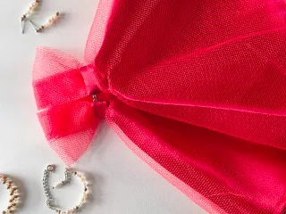 Vestido y accesorios Barbie