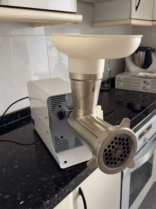 Picadora Embutidora Eléctrica