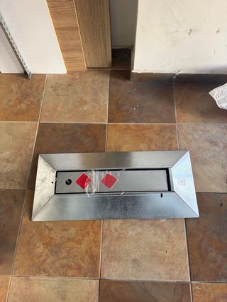 Bolardo abatible para garaje