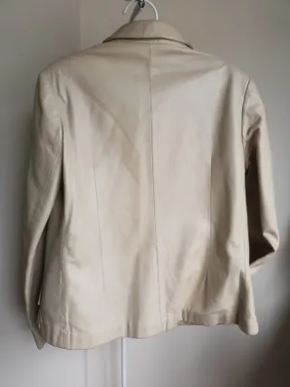Chaqueta de piel natural beige Síntesis