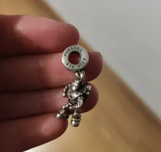 Charm Pandora Buzz Lightyear.