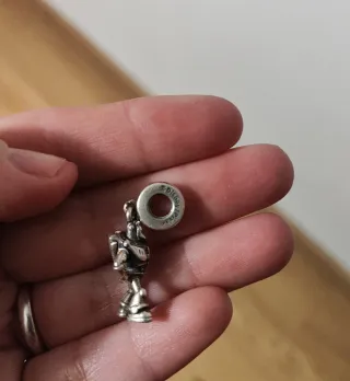 Charm Pandora Buzz Lightyear.