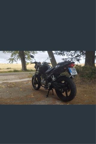 Daelim Roadwin 125 Naked Manual