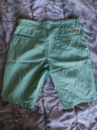 Bermudas verdes