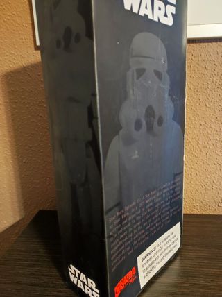 STORMTROOPER STAR WARS. NUEVO. 12". CASI 31 CM.