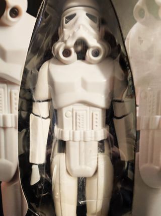 STORMTROOPER STAR WARS. NUEVO. 12". CASI 31 CM.