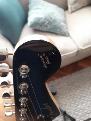 Guitarra electrica fender