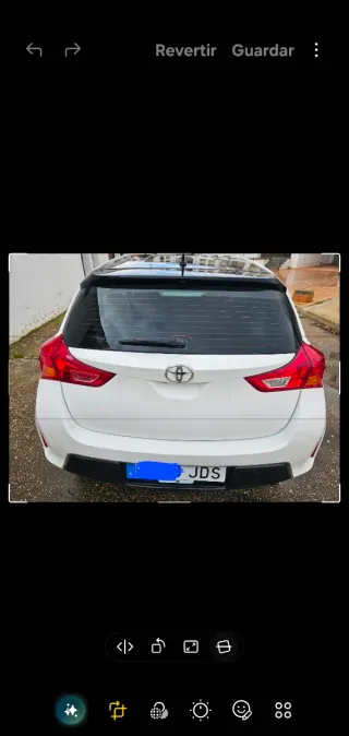 Toyota Auris 2015