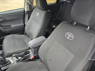 Toyota Auris 2015