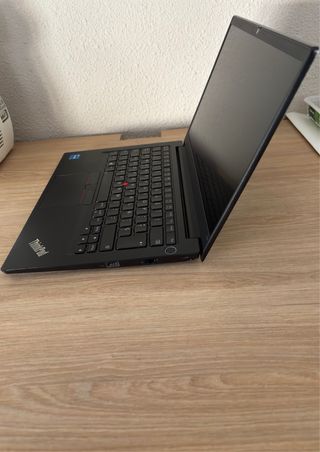 Portátil Lenovo Thinkpad E14 Negro