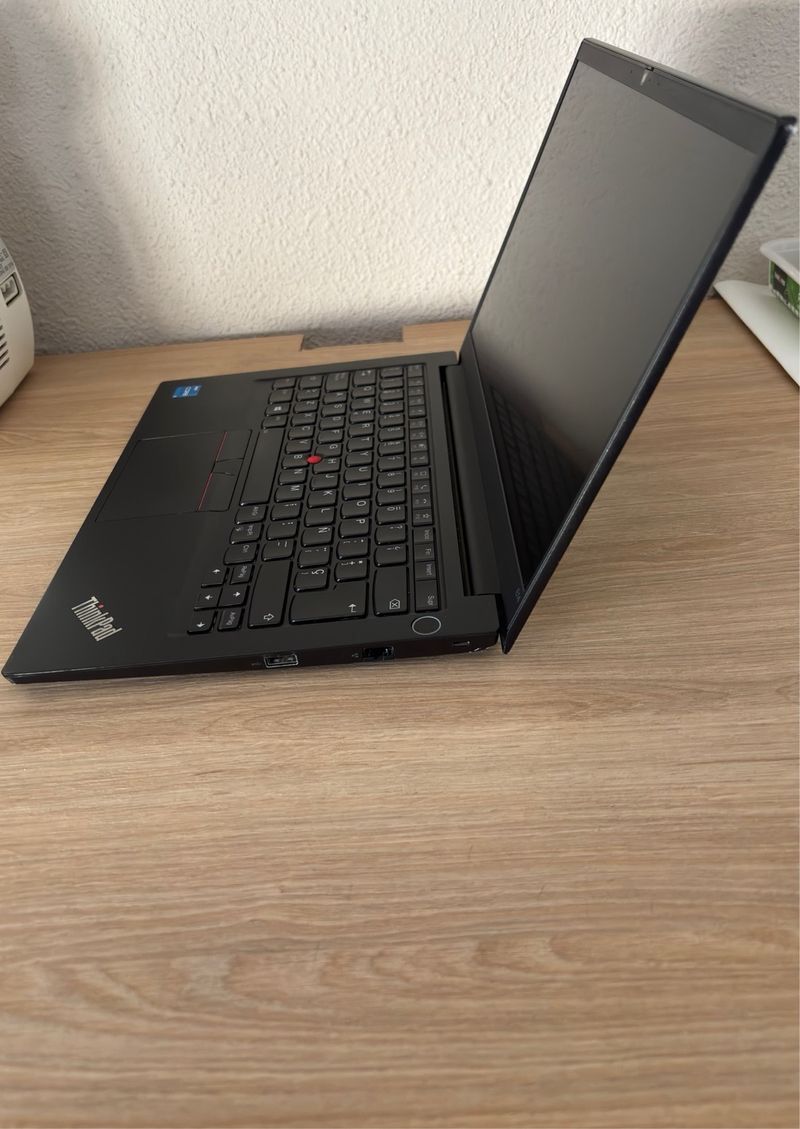 Portátil Lenovo Thinkpad E14 Negro afbeelding 4