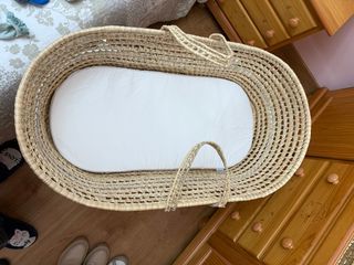 Moisés Cambrass con vestimenta