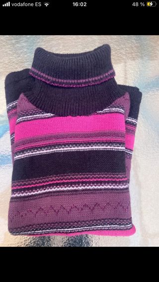 Jersey cuello alto sin mangas rayas