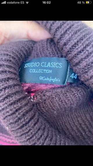 Jersey cuello alto sin mangas rayas