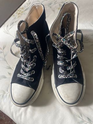 Botas Mustang plataforma negras