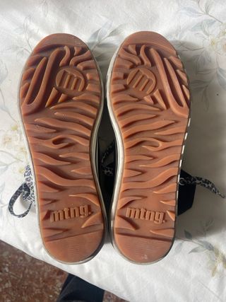 Botas Mustang plataforma negras