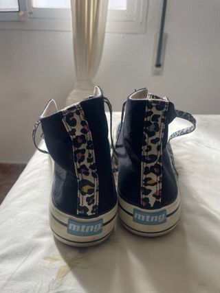 Botas Mustang plataforma negras