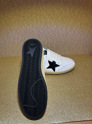 Golden Goose sneakers bianche nere