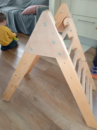 Escalera Pikler madera para niños
