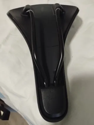 Sillín de bicicleta negro