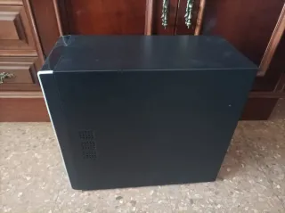 Lote 2 Cajas PC y fuente. Chasis, Placa, micro