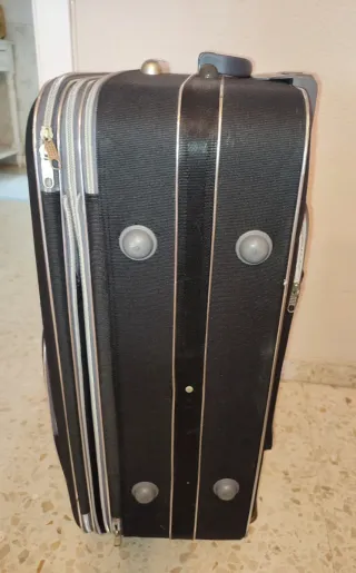 Maleta de viaje grande negra