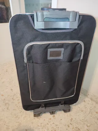 Maleta de viaje grande negra