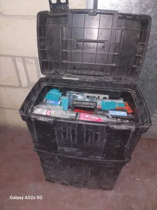 Caja de herramientas negra