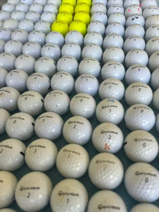 135 BOLAS DE GOLF TAYLORMADE