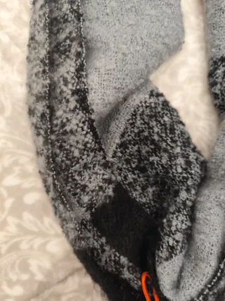 Pañuelo Cuello Hombre Negro Gris