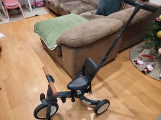 Triciclo infantil GyRO con manillar