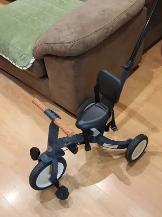 Triciclo infantil GyRO con manillar