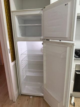 URGENTE - Nevera Becken Blanca