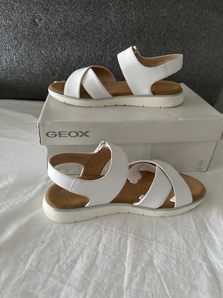 Sandalias Geox Talla 37 Blancas