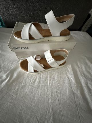 Sandalias Geox Talla 37 Blancas